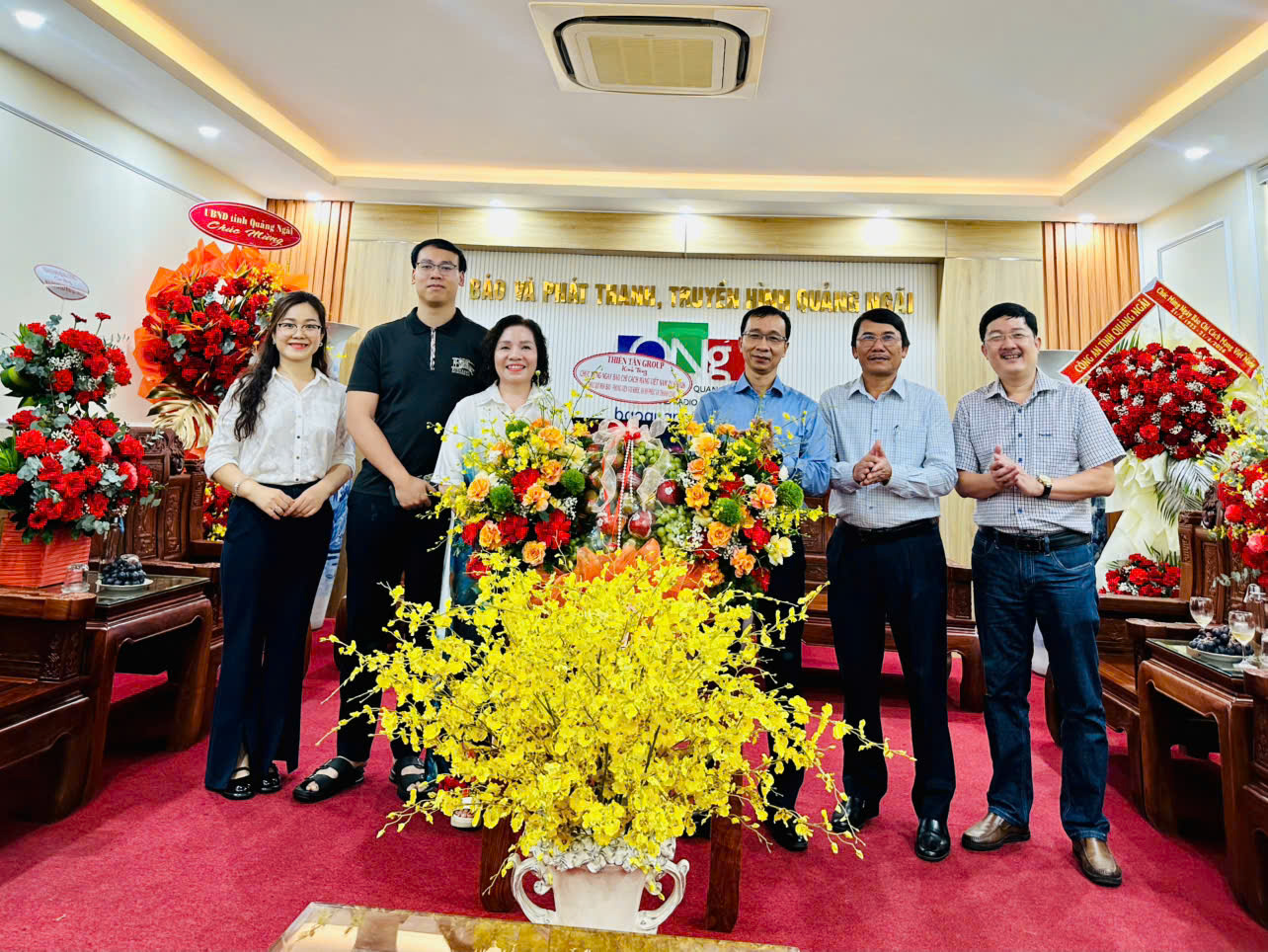 Thien Tan Group visits and congratulates Quang Ngai Newspaper and Radio - Television Station on June 21st, 2026